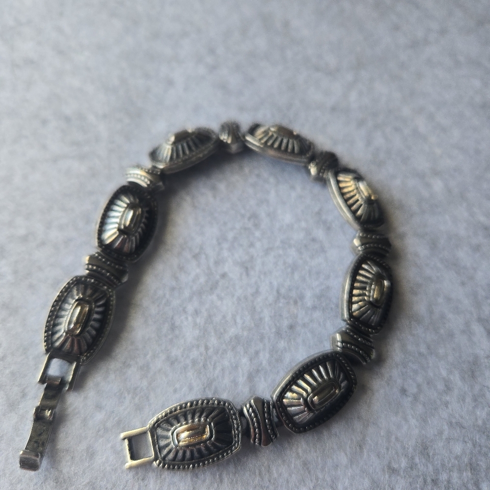 Vintage Silvertone Southwest Concho Bracelet 6 Inches